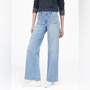 Banana Republic high-rise, wide-leg, patch pocket jean